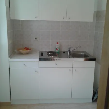 Apartment Dalmatino *