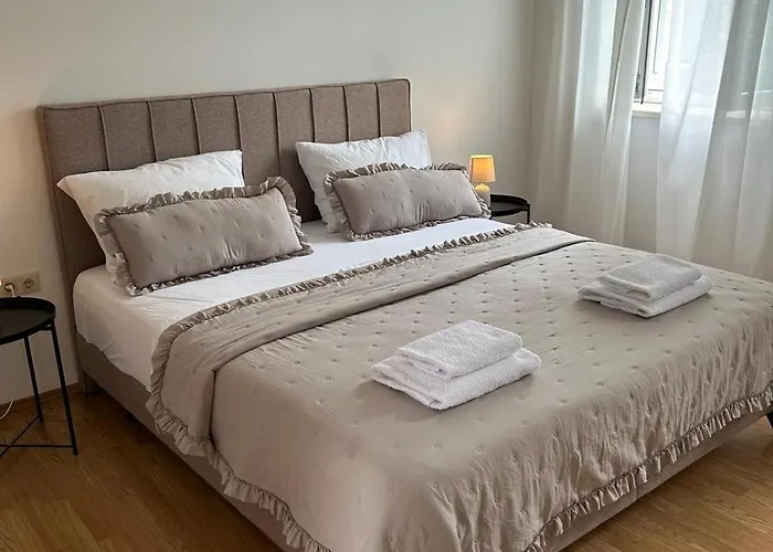 Dalmatino شقة دوبروفينك